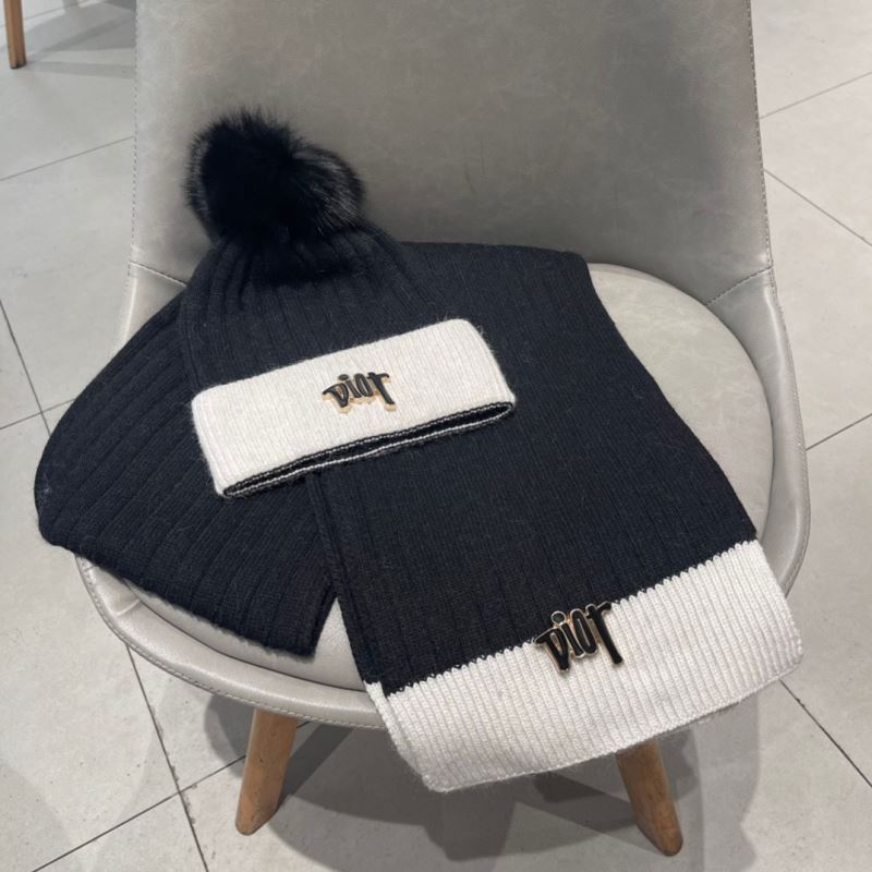 Christian Dior Caps Scarfs